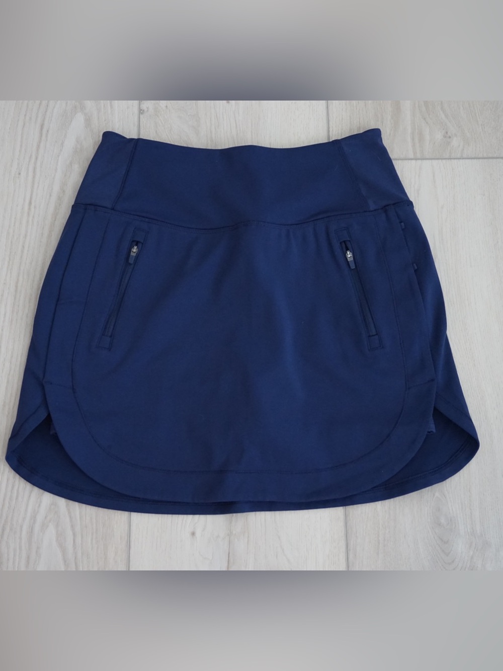 Athleta Fairway Golf Skort 17 inch - Size S - Navy